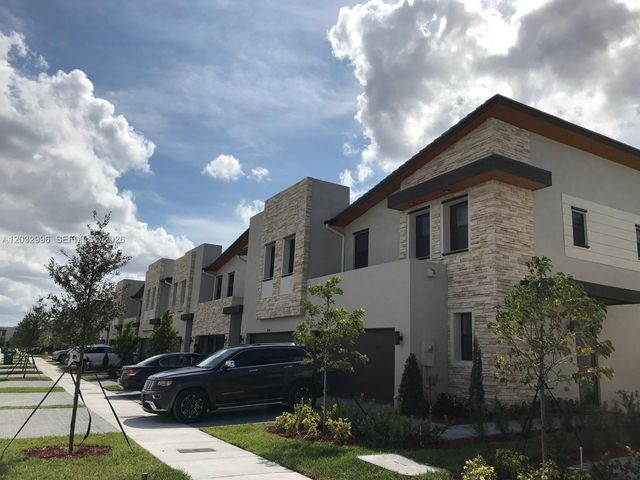 8102 NW 105th Court 8102, Doral, FL 33178