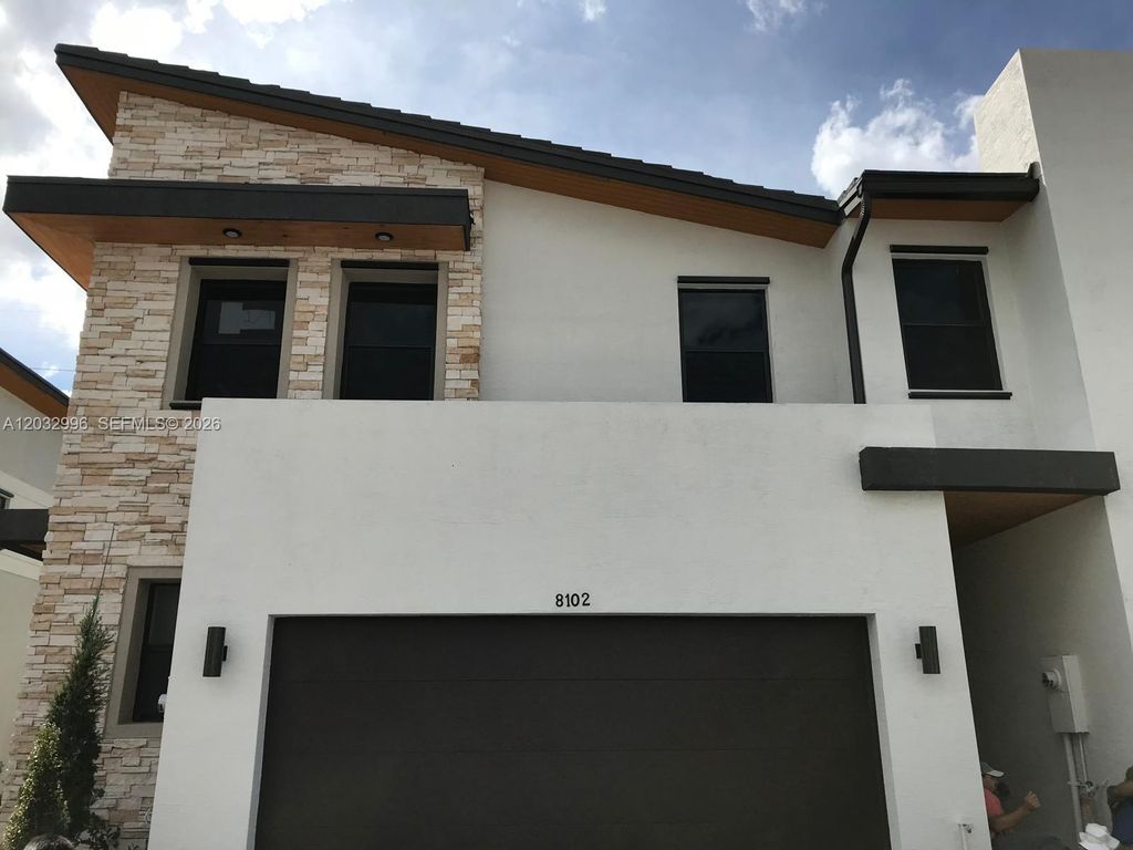 8102 NW 105th Court 8102, Doral, FL 33178