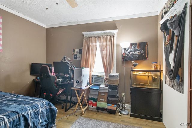 215 Cleveland Avenue, Syracuse, NY 13208
