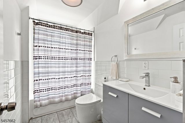 354 Highland Ave, City Of Orange Twp., NJ 07050