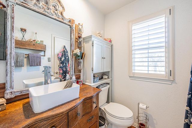 4005 S County Rd 1184, Midland, TX 79706