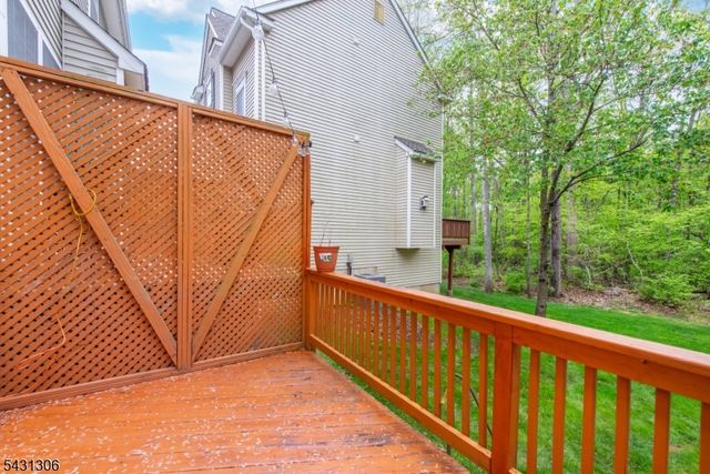 148 Arrowgate Dr, Randolph Twp., NJ 07869