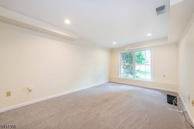 148 Arrowgate Dr, Randolph Twp., NJ 07869