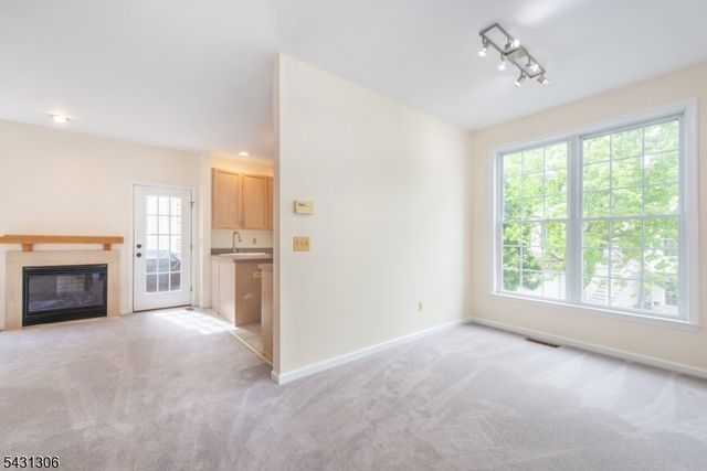 148 Arrowgate Dr, Randolph Twp., NJ 07869