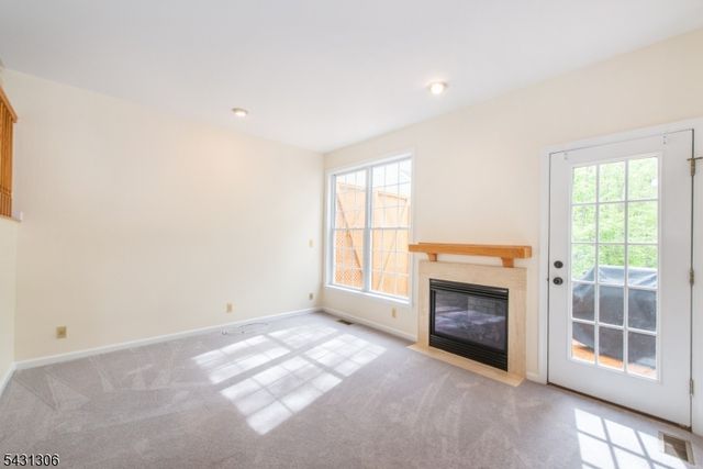 148 Arrowgate Dr, Randolph Twp., NJ 07869