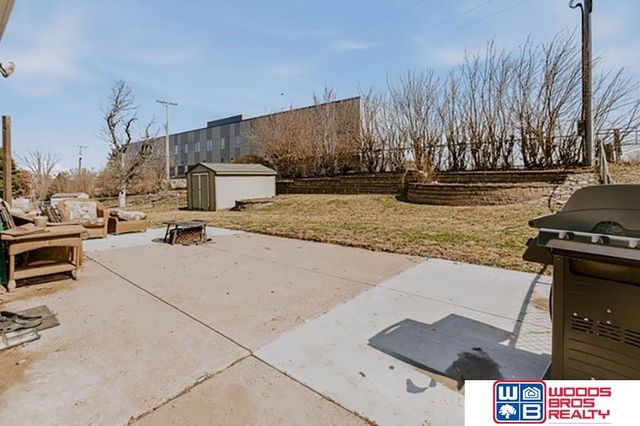 5129 S 94th Avenue, Omaha, NE 68127