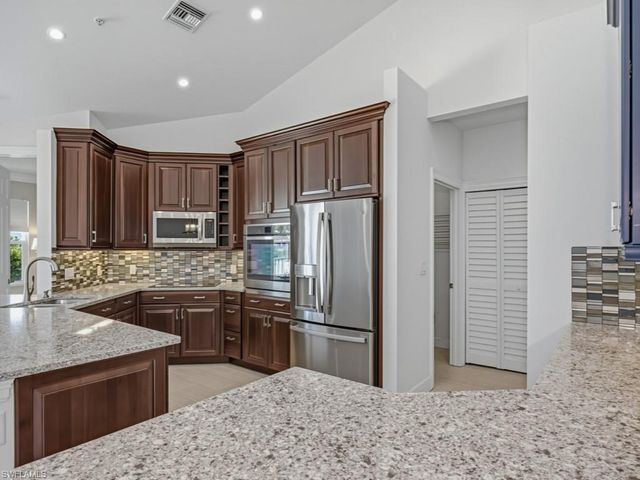 1105 Gayer WAY 202, Marco Island, FL 34145