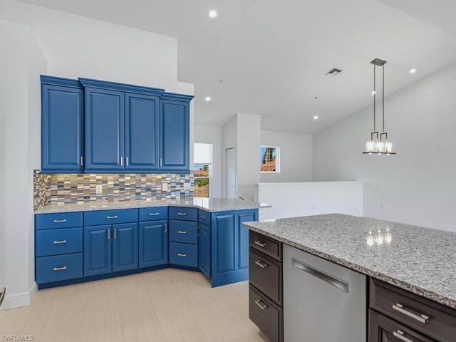 1105 Gayer WAY 202, Marco Island, FL 34145