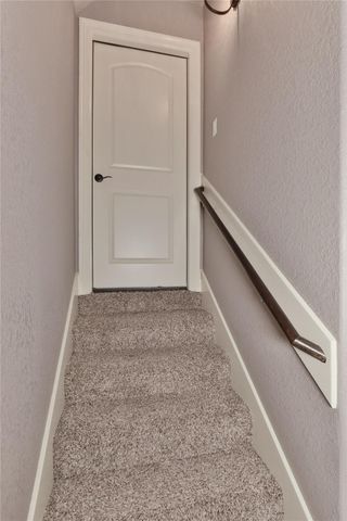 717 Rustic Oaks Drive, Angleton, TX 77515