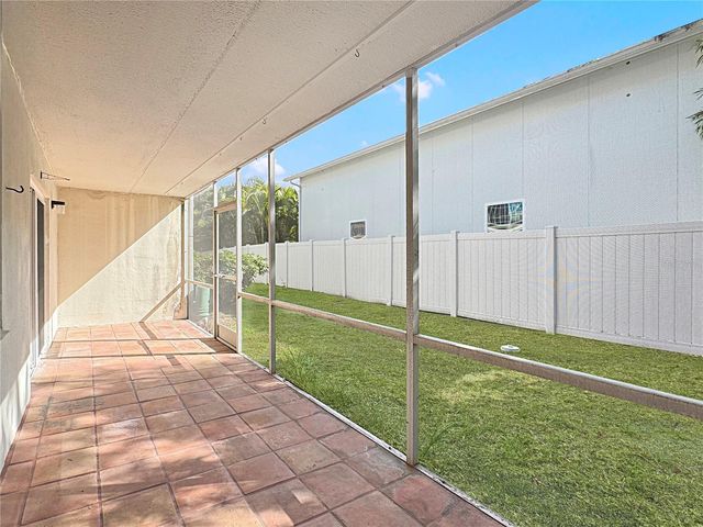4435 1ST STREET NE 103, St Petersburg, FL 33703