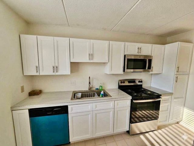 4435 1ST STREET NE 103, St Petersburg, FL 33703