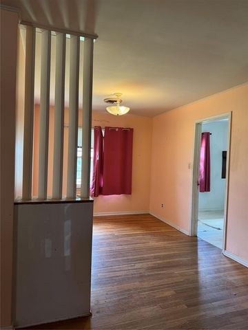 9501 Stratford Drive, Oklahoma City, OK 73120