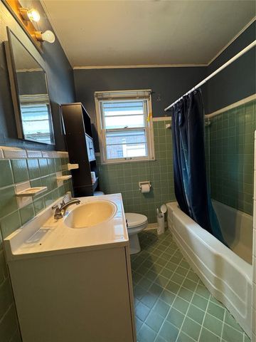 9501 Stratford Drive, Oklahoma City, OK 73120