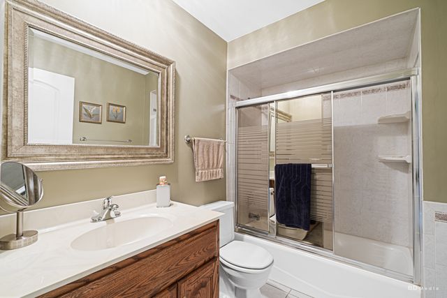 13520 Idlewild Drive, Orland Park, IL 60462