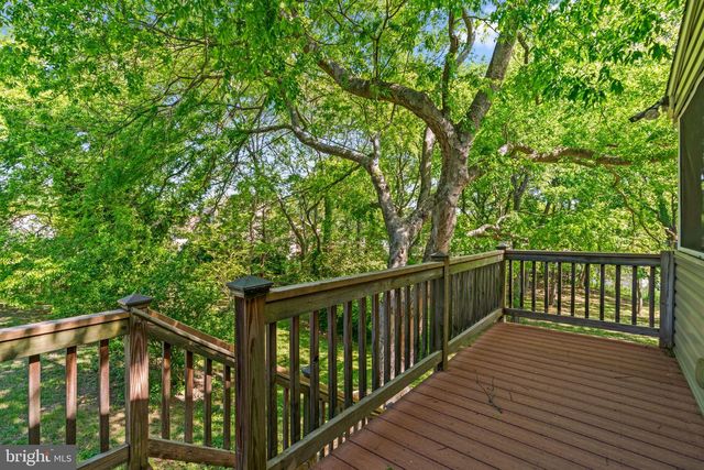 4218 SHOREHAM BEACH RD, Edgewater, MD 21037