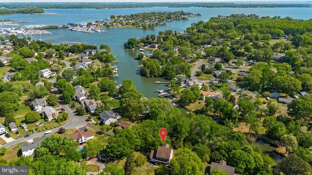 4218 SHOREHAM BEACH RD, Edgewater, MD 21037