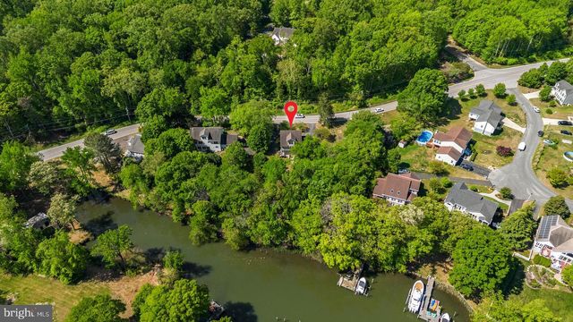 4218 SHOREHAM BEACH RD, Edgewater, MD 21037