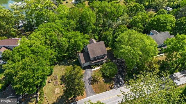 4218 SHOREHAM BEACH RD, Edgewater, MD 21037