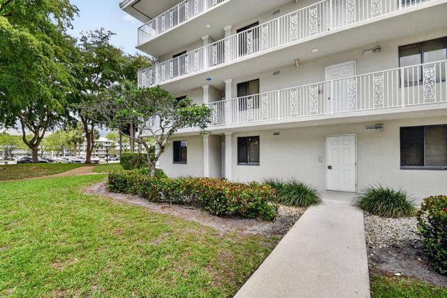 2461 Village Boulevard 101, West Palm Beach, FL 33409