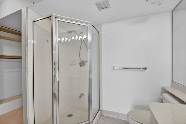 2461 Village Boulevard 101, West Palm Beach, FL 33409