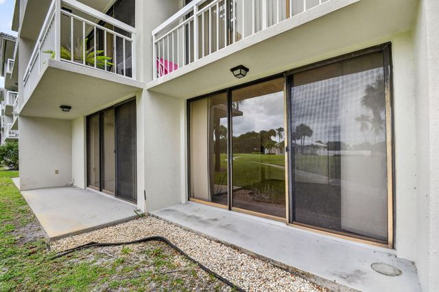 2461 Village Boulevard 101, West Palm Beach, FL 33409