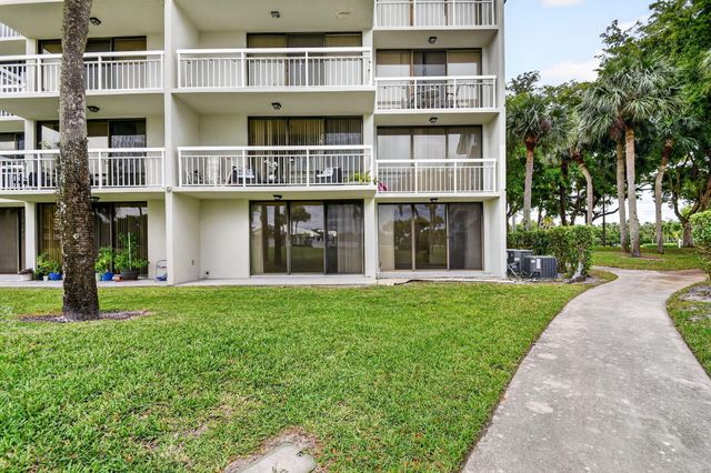 2461 Village Boulevard 101, West Palm Beach, FL 33409