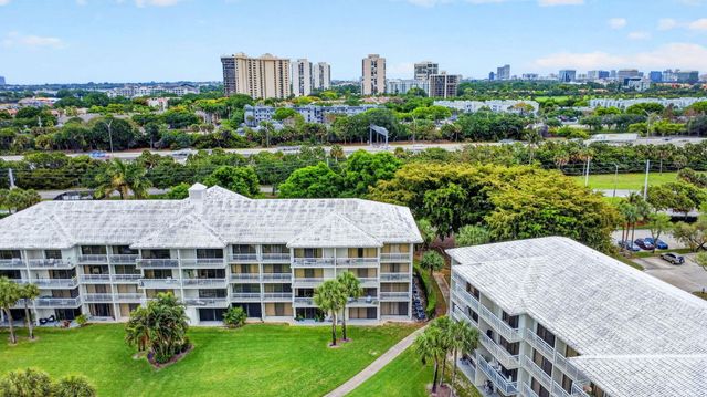 2461 Village Boulevard 101, West Palm Beach, FL 33409