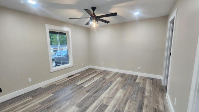 155 Airport Road, Junction City, KY 40440