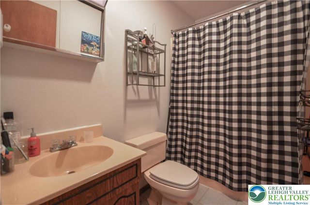 782 Clubhouse Drive, Middle Smithfield Twp, PA 18302