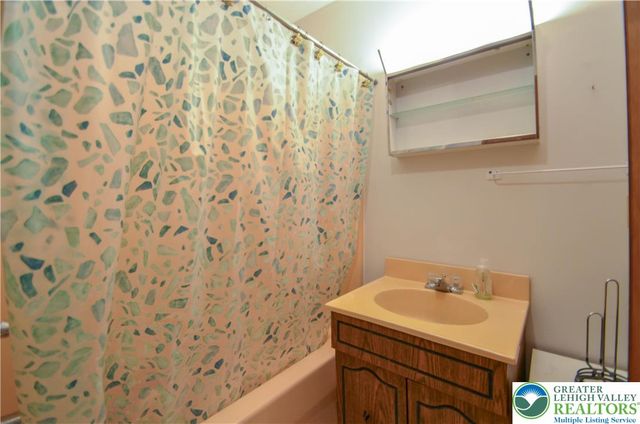 782 Clubhouse Drive, Middle Smithfield Twp, PA 18302