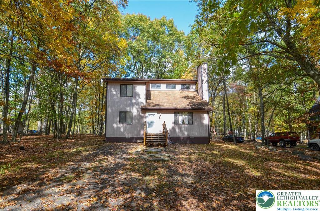 782 Clubhouse Drive, Middle Smithfield Twp, PA 18302