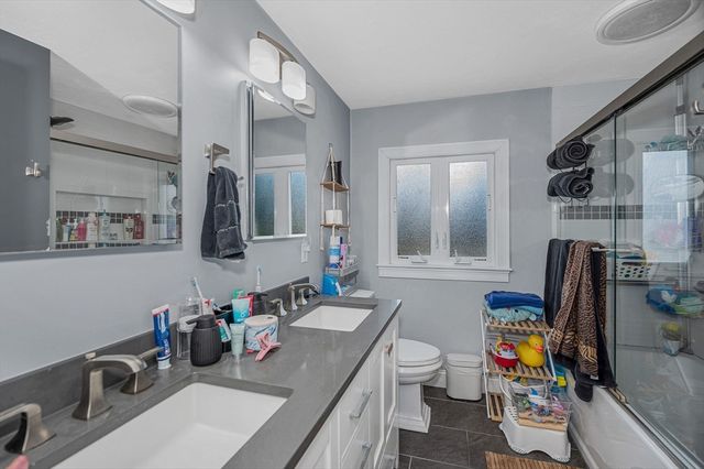 53 Westminster Ave, Haverhill, MA 01830