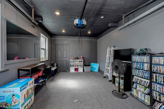 53 Westminster Ave, Haverhill, MA 01830