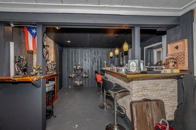 53 Westminster Ave, Haverhill, MA 01830