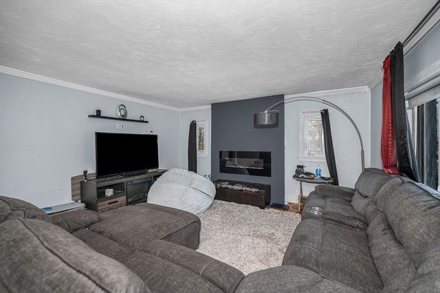 53 Westminster Ave, Haverhill, MA 01830