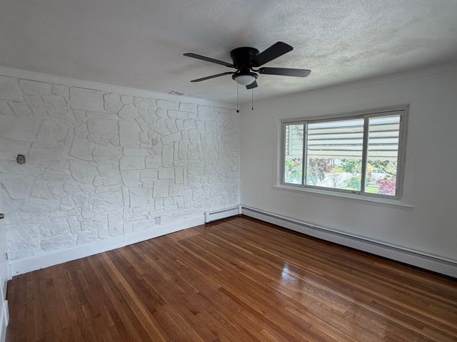 15 Linwood 2, Saugus, MA 01906