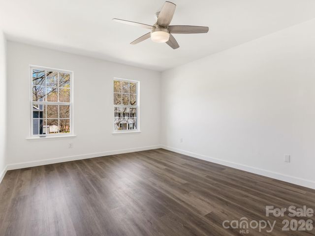 6223 Whitewater Drive, Charlotte, NC 28214