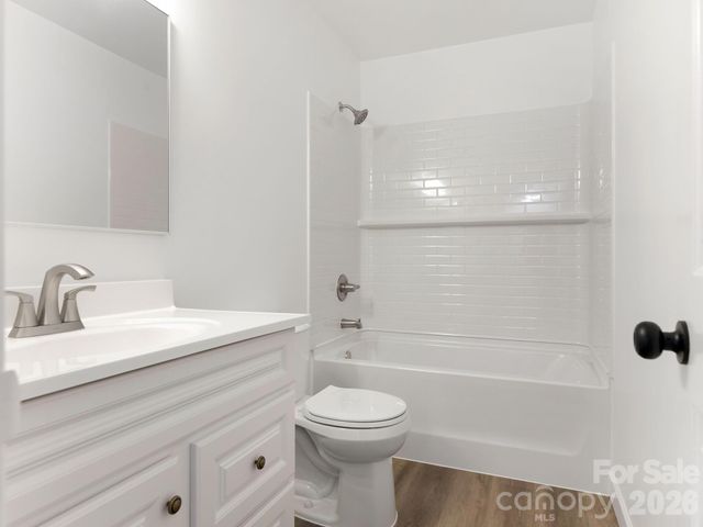 6223 Whitewater Drive, Charlotte, NC 28214