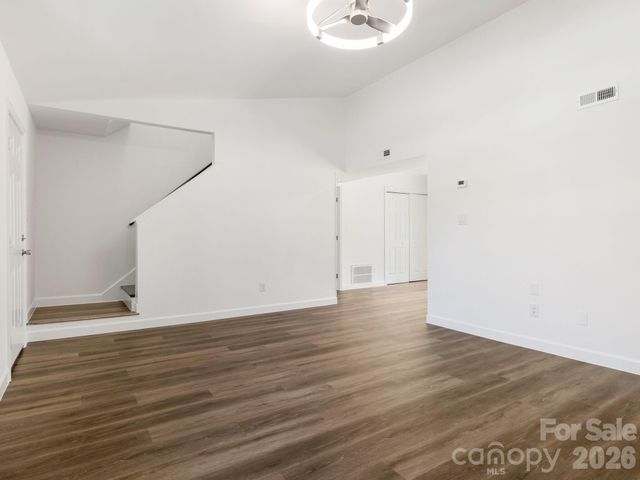 6223 Whitewater Drive, Charlotte, NC 28214