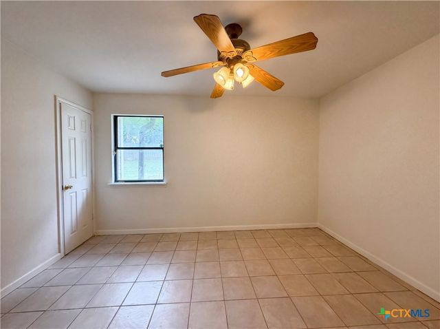 912 Hackberry Street, Copperas Cove, TX 76522