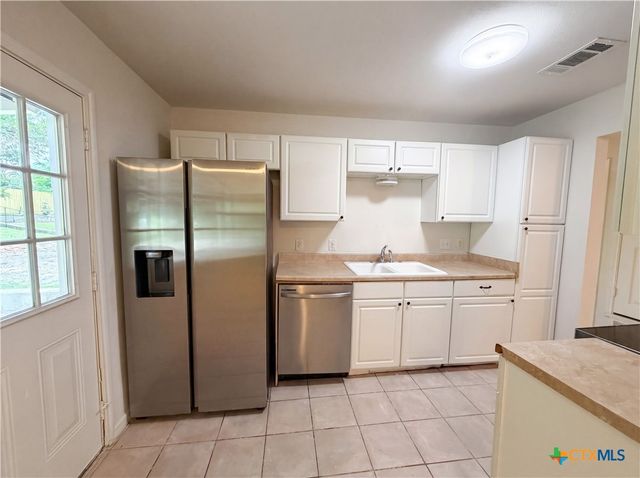 912 Hackberry Street, Copperas Cove, TX 76522
