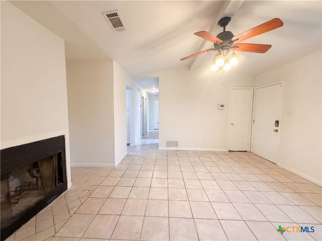 912 Hackberry Street, Copperas Cove, TX 76522