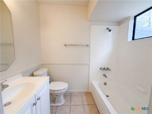 912 Hackberry Street, Copperas Cove, TX 76522