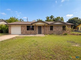 912 Hackberry Street, Copperas Cove, TX 76522