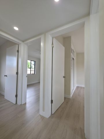 5536 PURDY Lane, West Palm Beach, FL 33415
