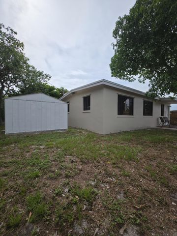 5536 PURDY Lane, West Palm Beach, FL 33415