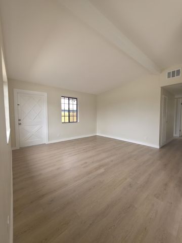 5536 PURDY Lane, West Palm Beach, FL 33415
