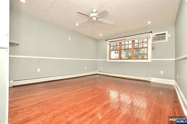 81 Berkeley Avenue, Bloomfield, NJ 07003