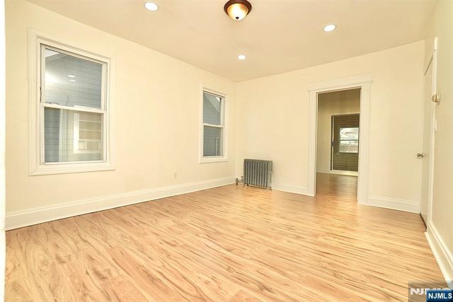 81 Berkeley Avenue, Bloomfield, NJ 07003