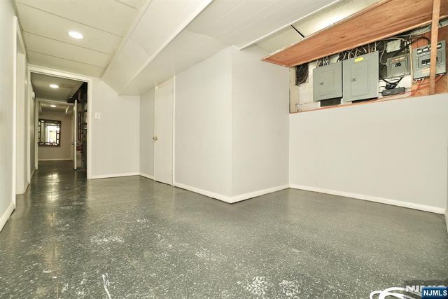 81 Berkeley Avenue, Bloomfield, NJ 07003